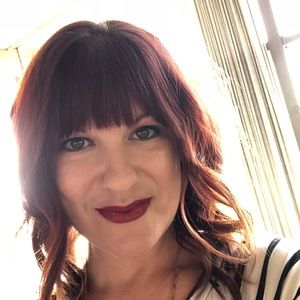 Meet your Posher, Rebekah